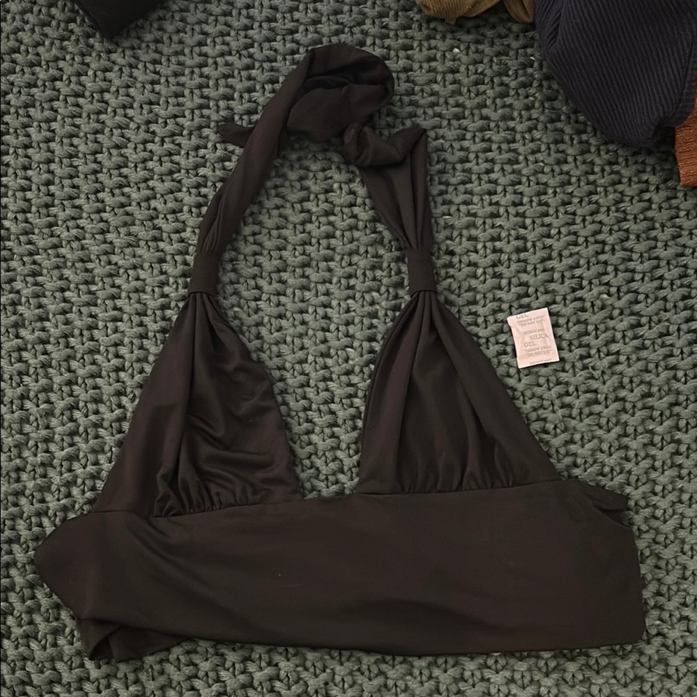 Chic Black Plunge Top